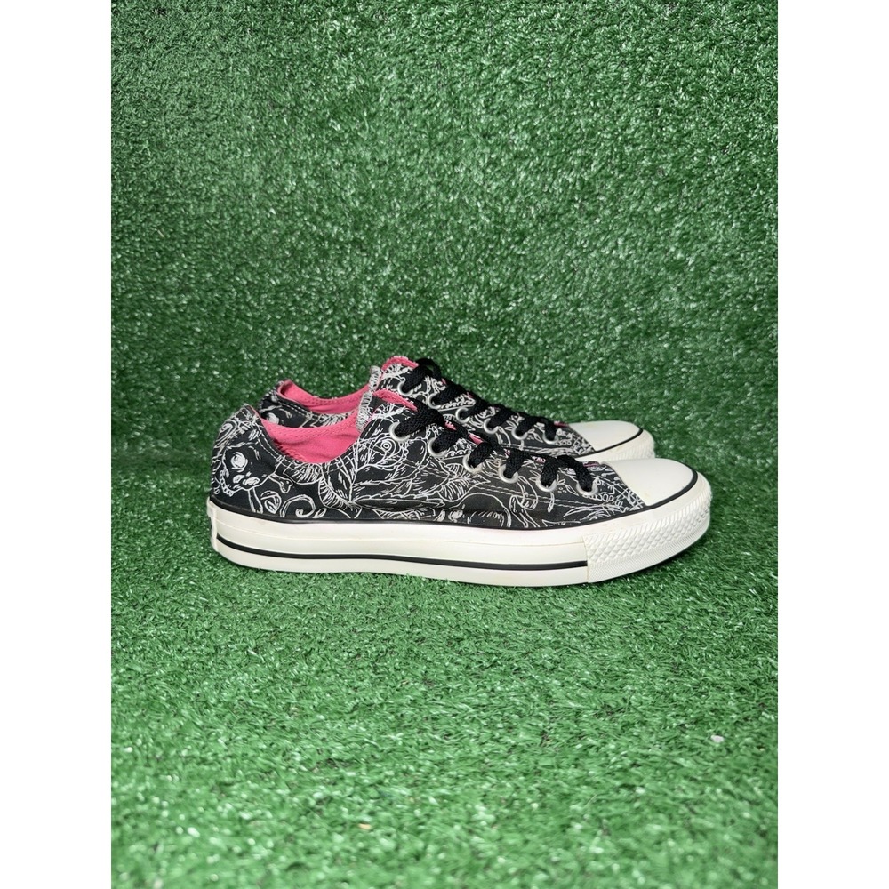 Vintage Converse Womens 9 Chuck Taylor All Star Black Floral Skate Shoe Sneakers